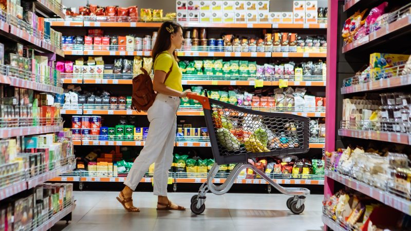 Consumo cresce 4% na comparação interanual, aponta Abras