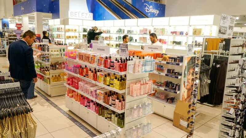 Pernambucanas aposta em espaço de beleza